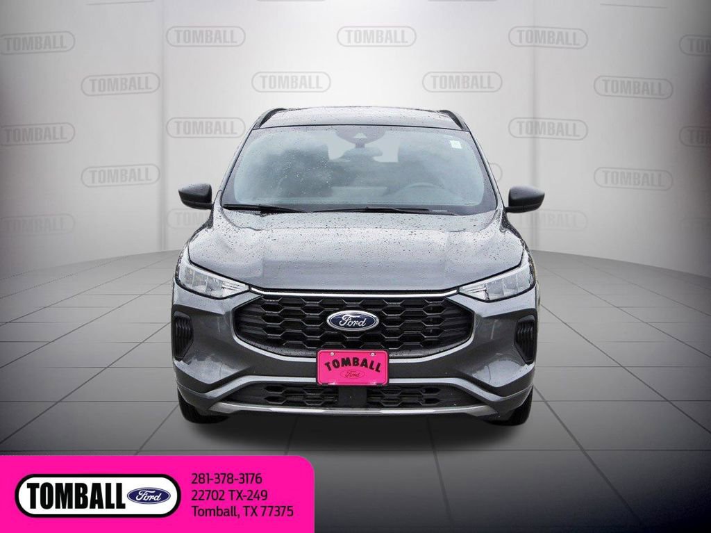 Used 2023 Ford Escape ST-Line w/ Tech Pack #1 image 2