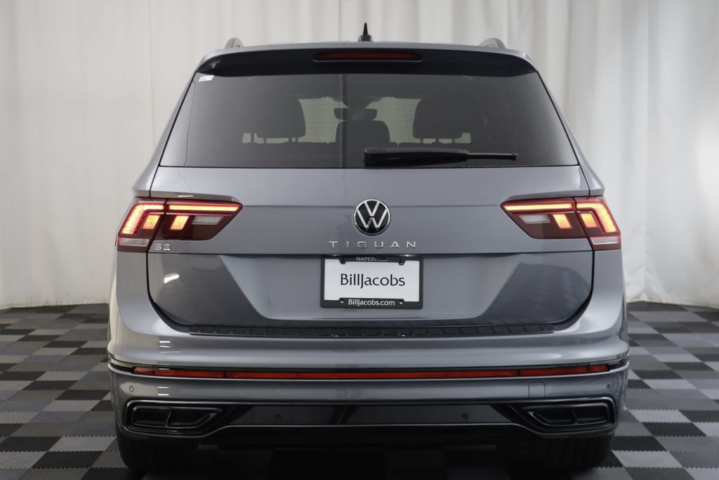 Certified 2023 Volkswagen Tiguan SE R-Line FWD image 15