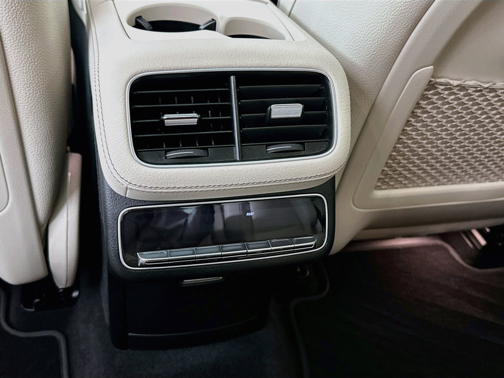 Certified 2026 Mercedes-Benz GLS 580 4MATIC image 28