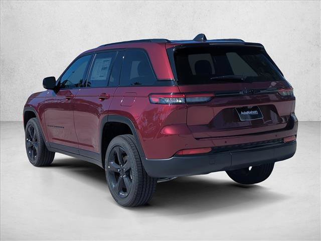 New 2025 Jeep Grand Cherokee Altitude image 9