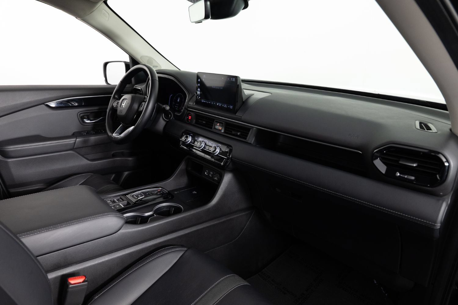 Used 2023 Honda Pilot Touring image 26