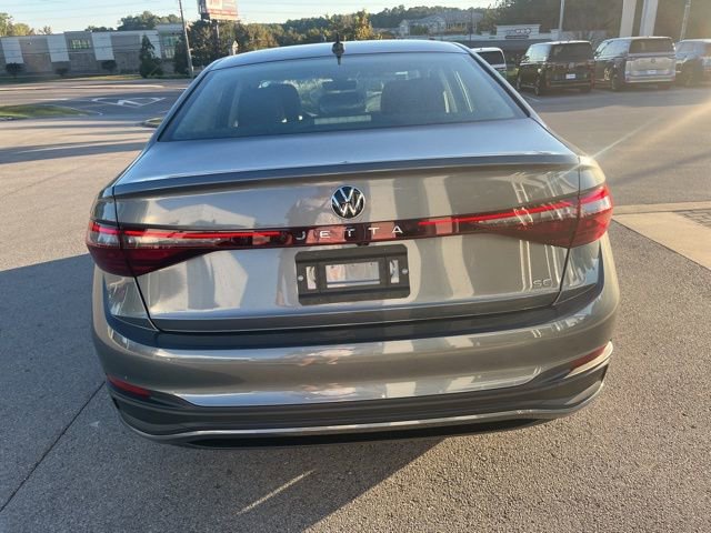 New 2026 Volkswagen Jetta SE FWD image 4