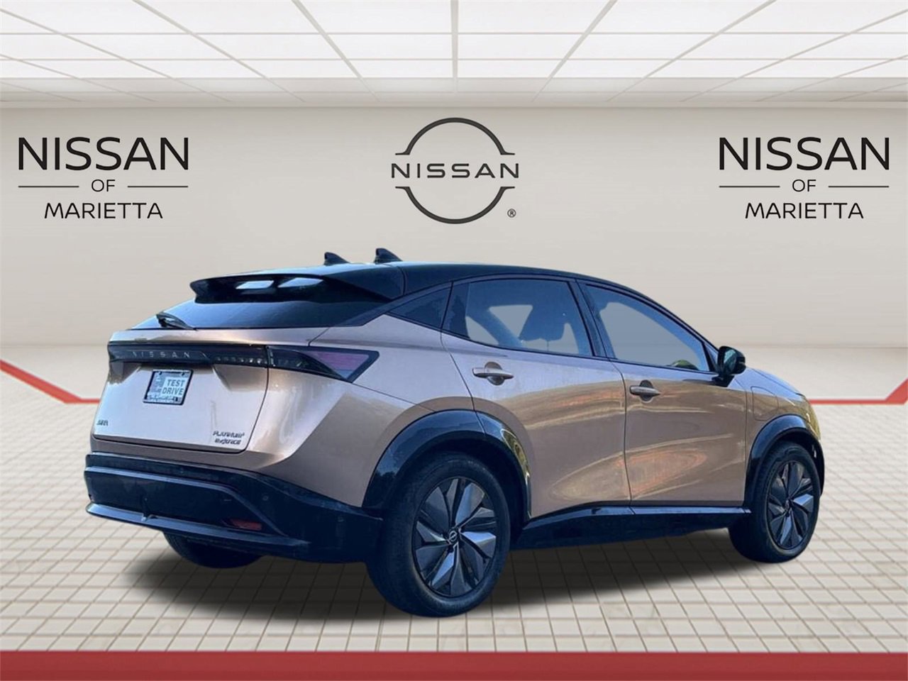 Used 2023 Nissan Ariya image 26