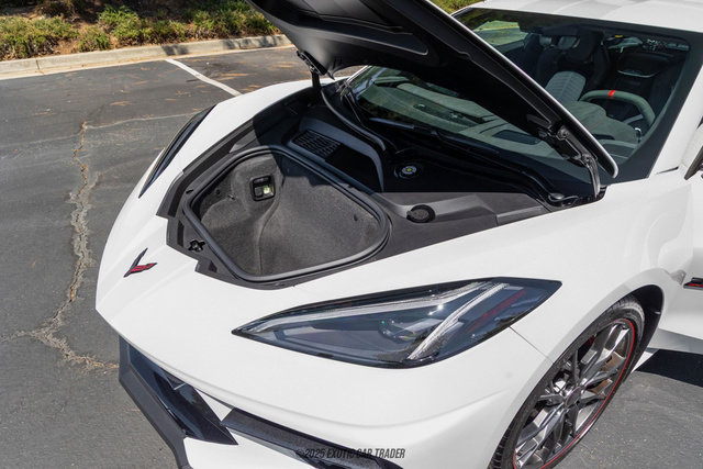 Used 2023 Chevrolet Corvette Stingray Premium Cpe w/ Z51 Performance Package image 62