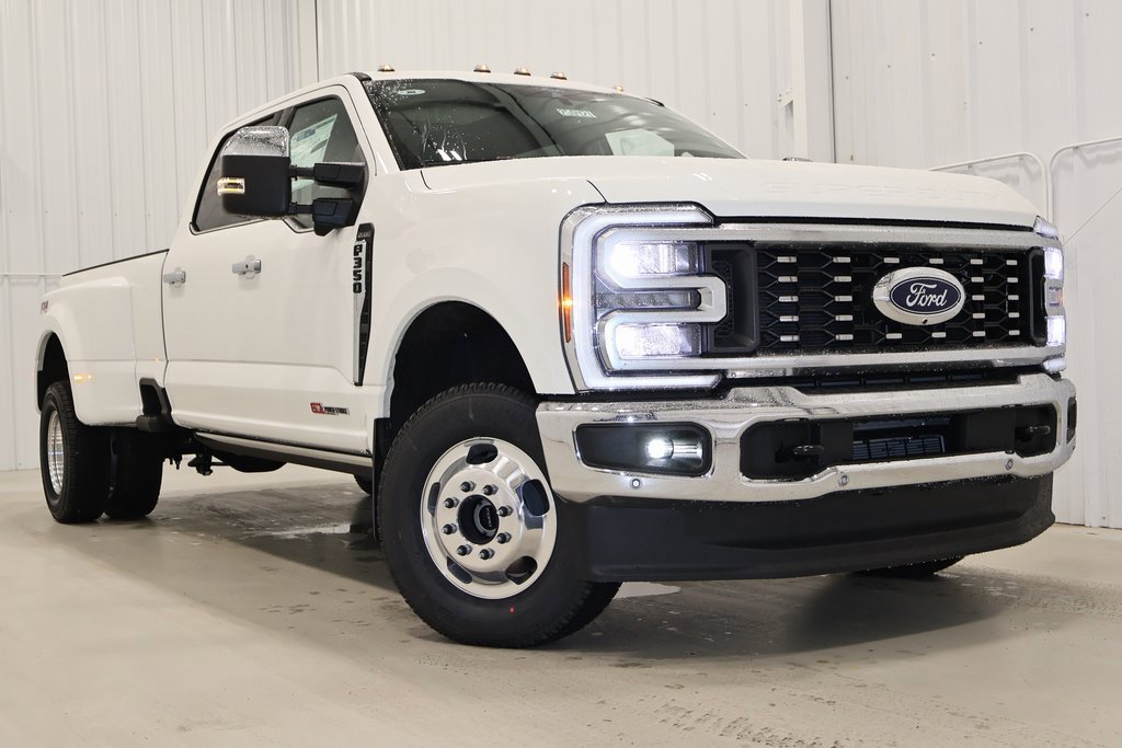 New 2025 Ford F350 King Ranch w/ Chrome Package image 37