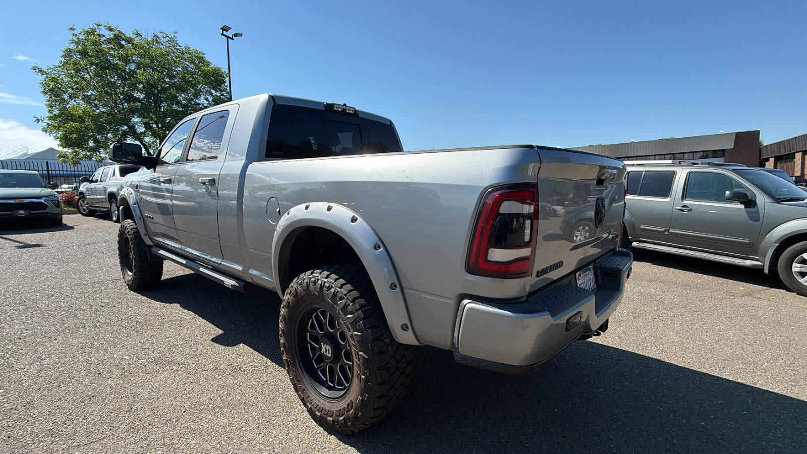 Used 2021 RAM 3500 Laramie w/ Night Edition AWD/4WD image 7