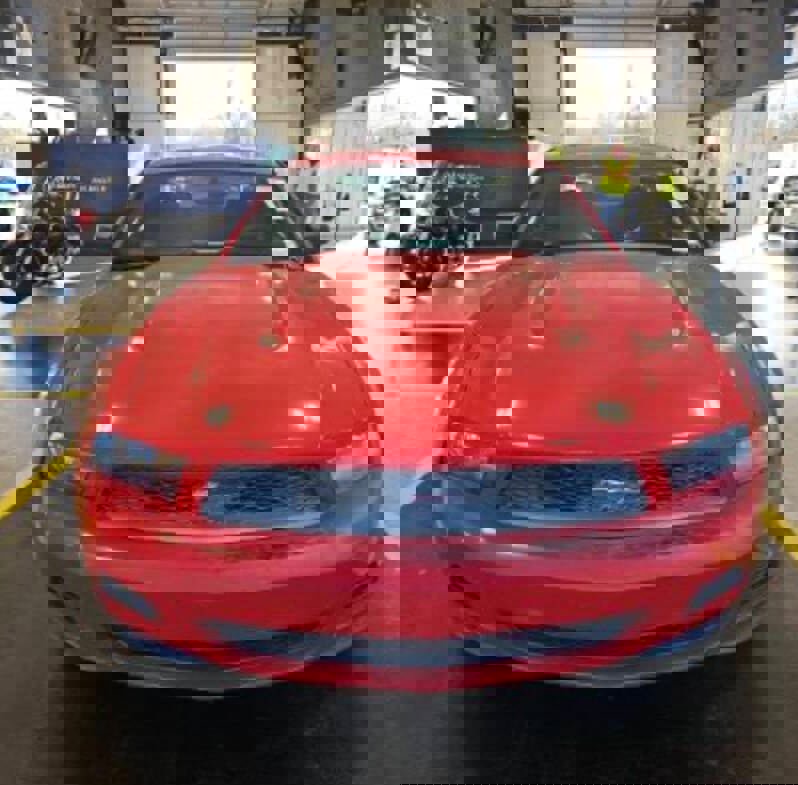 Used 2010 Ford Mustang Premium image 6