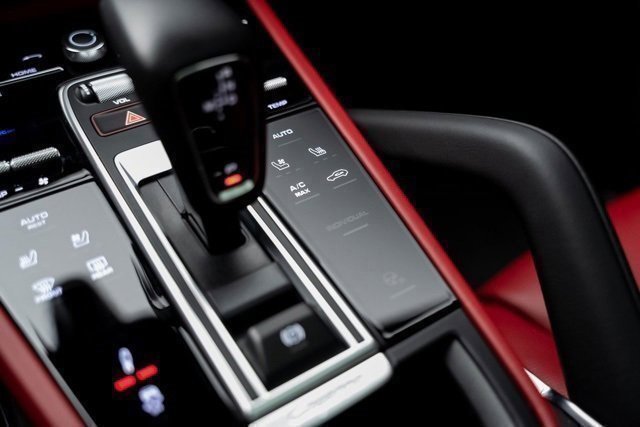 Used 2023 Porsche Cayenne Turbo image 14