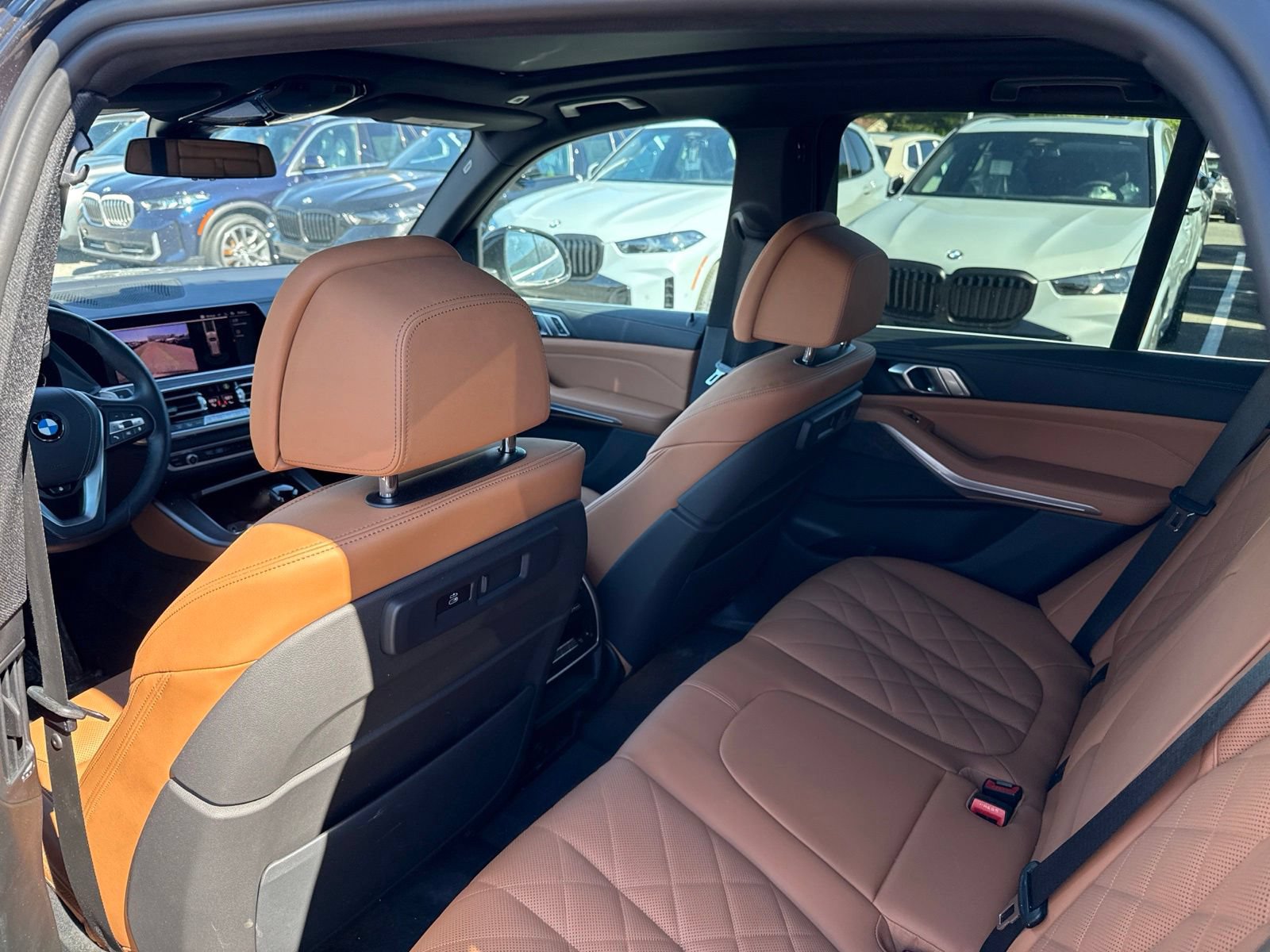 Certified 2023 BMW X5 xDrive40i w/ Luxury Seating Package AWD/4WD image 13