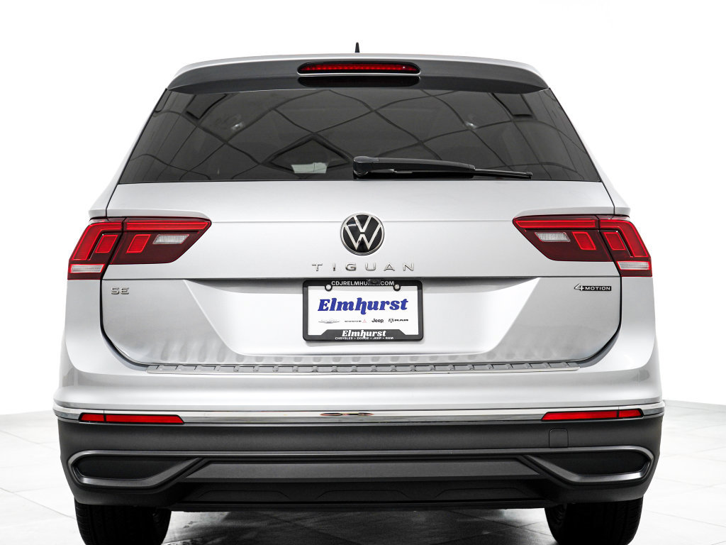 Used 2023 Volkswagen Tiguan SE w/ Panoramic Sunroof Package AWD/4WD image 6