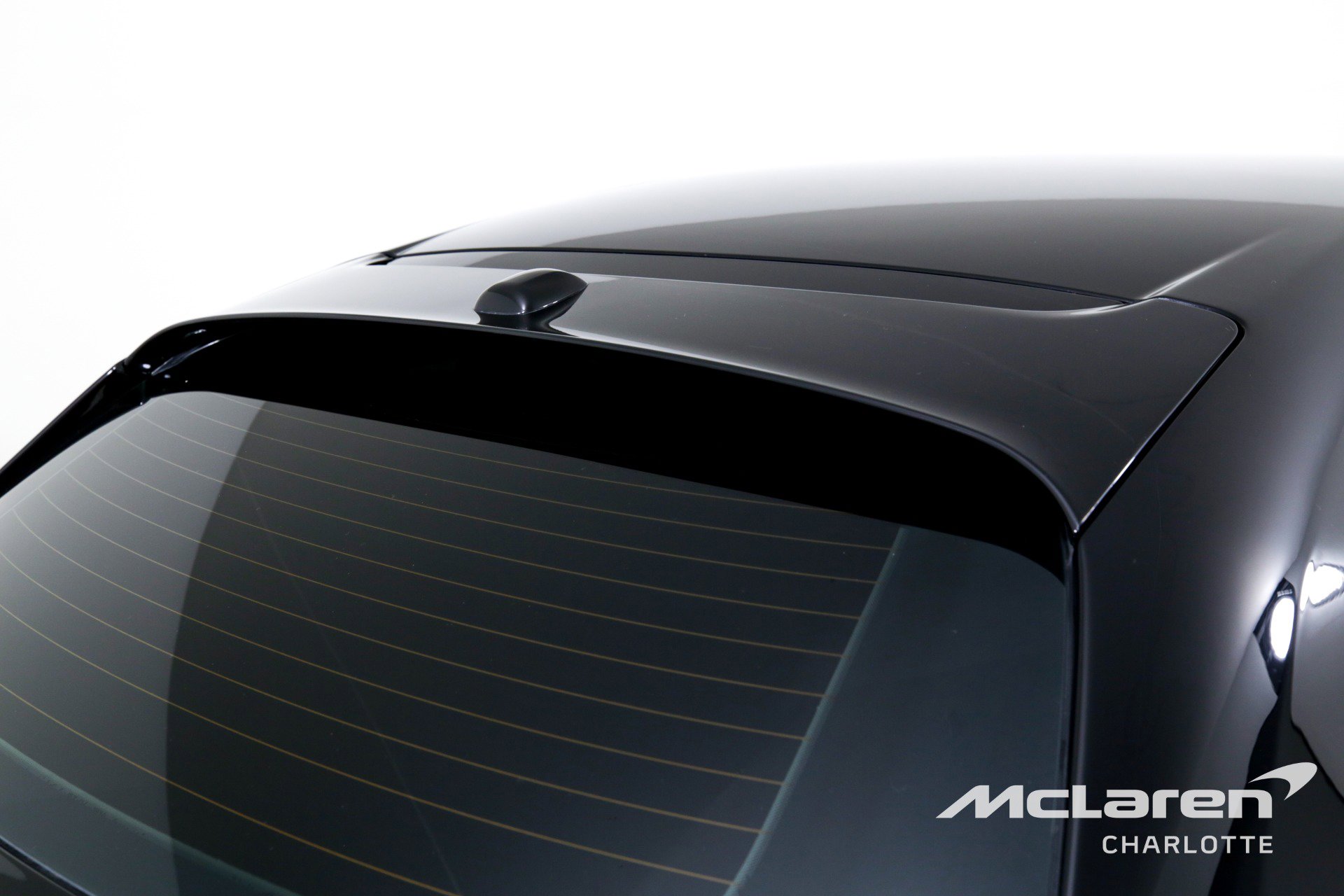 Used 2018 Ferrari GTC4Lusso T image 32