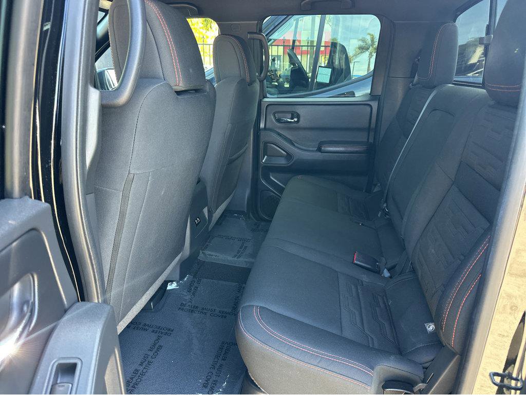 Used 2025 Nissan Frontier PRO-4X w/ Interior Protection Package image 10