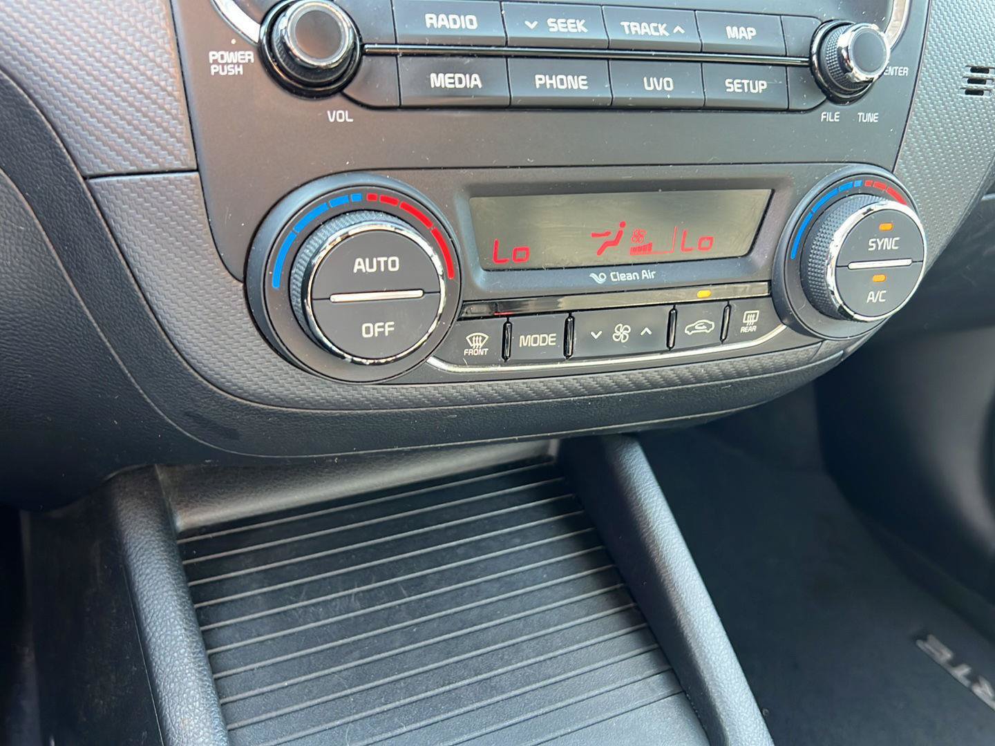 Used 2017 Kia Forte EX w/ EX Premium Plus Package FWD image 17