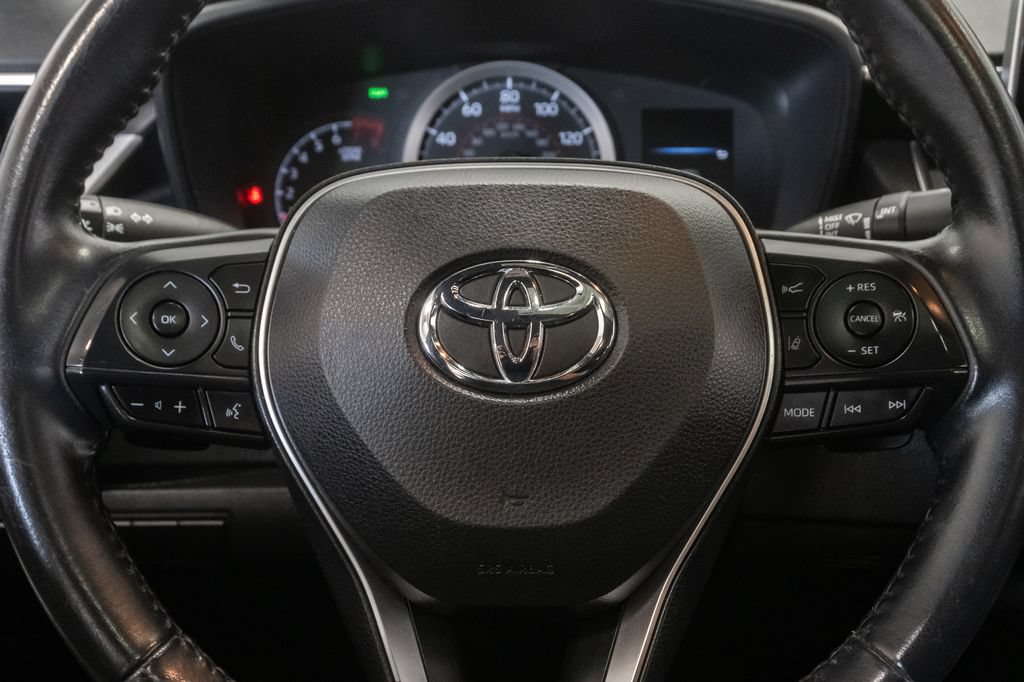Used 2020 Toyota Corolla SE w/ SE Premium Package FWD image 14