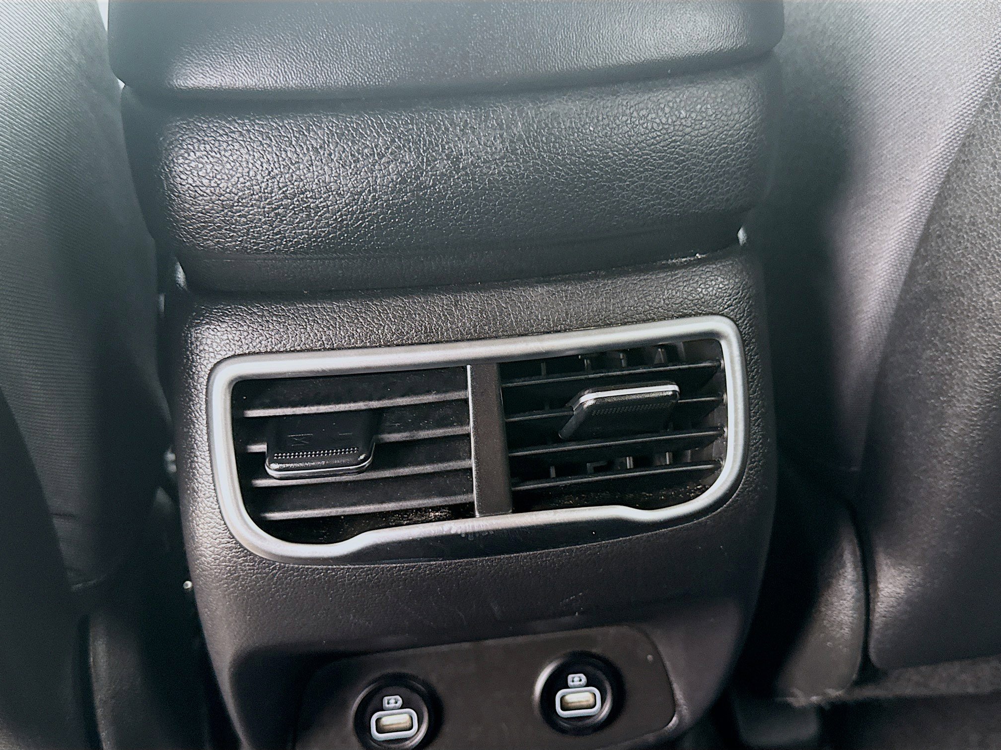 Used 2023 Hyundai Santa Fe SEL image 23