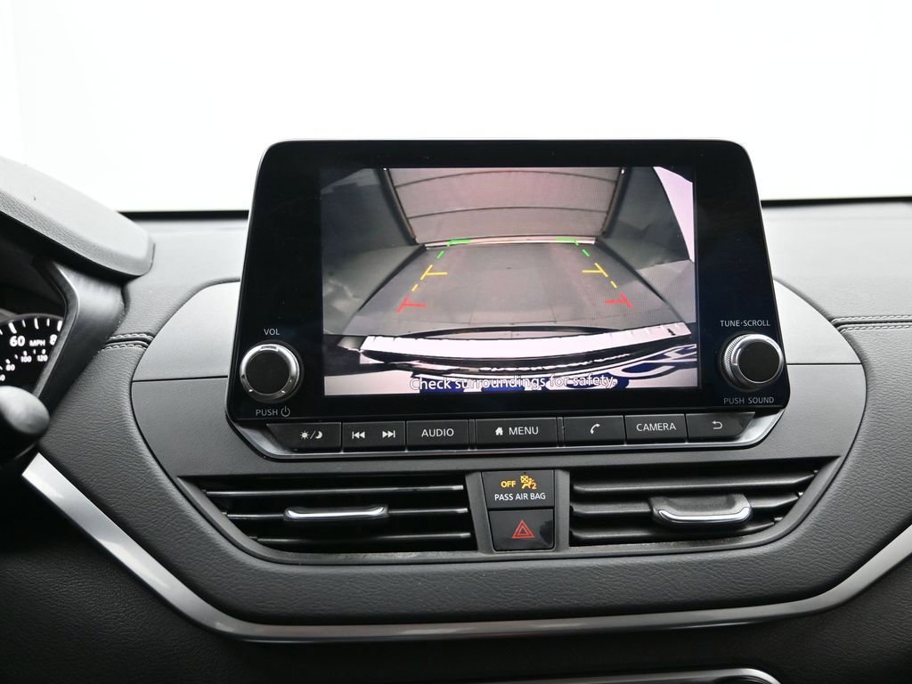 Certified 2022 Nissan Altima 2.5 SV w/ SV Premium Package FWD image 16