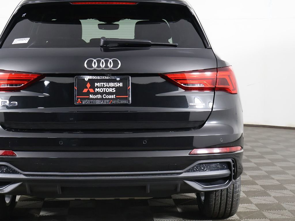 Used 2023 Audi Q3 2.0T Premium Plus w/ Premium Plus Package AWD/4WD image 16
