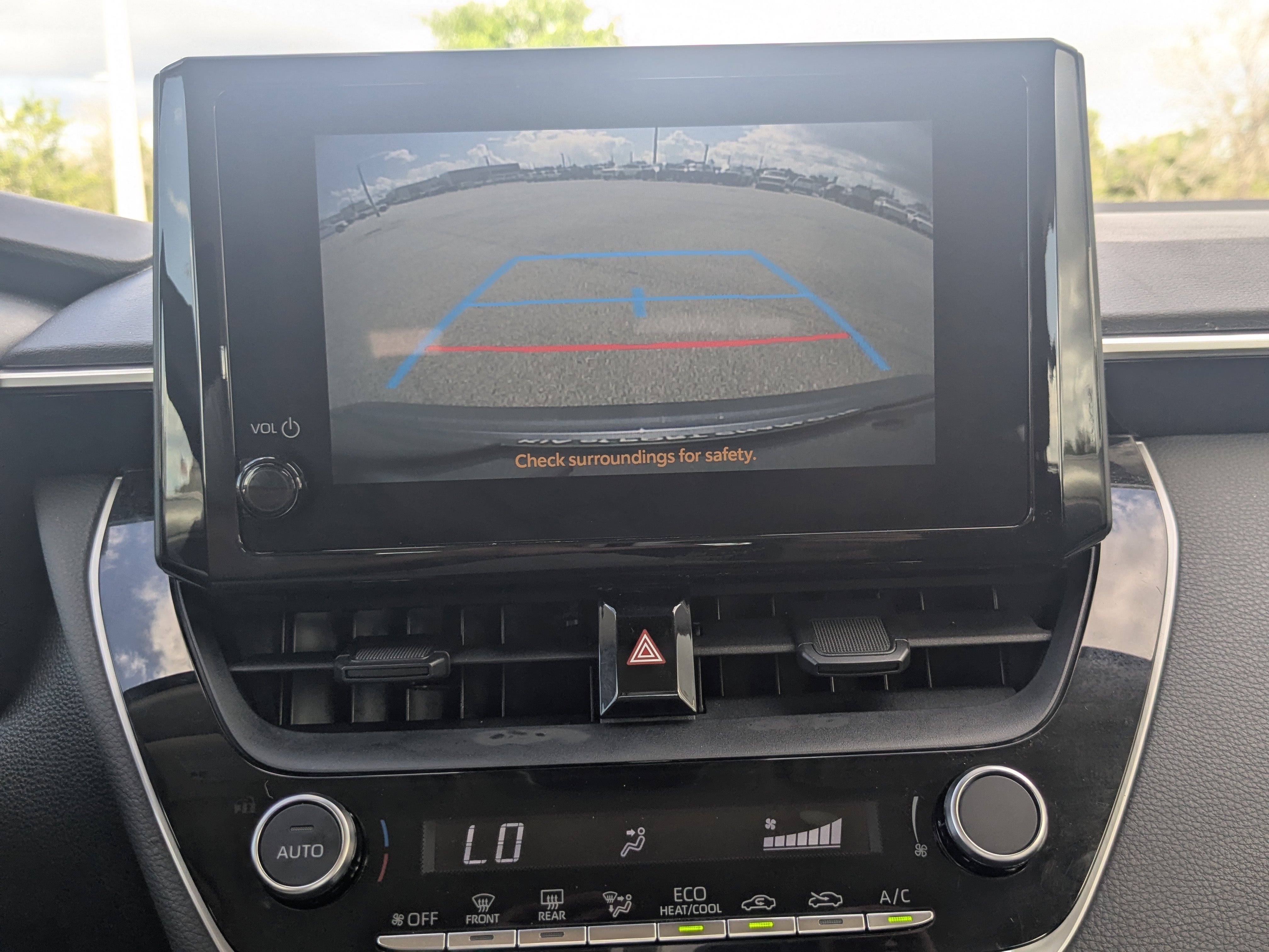 Used 2023 Toyota Corolla LE image 23