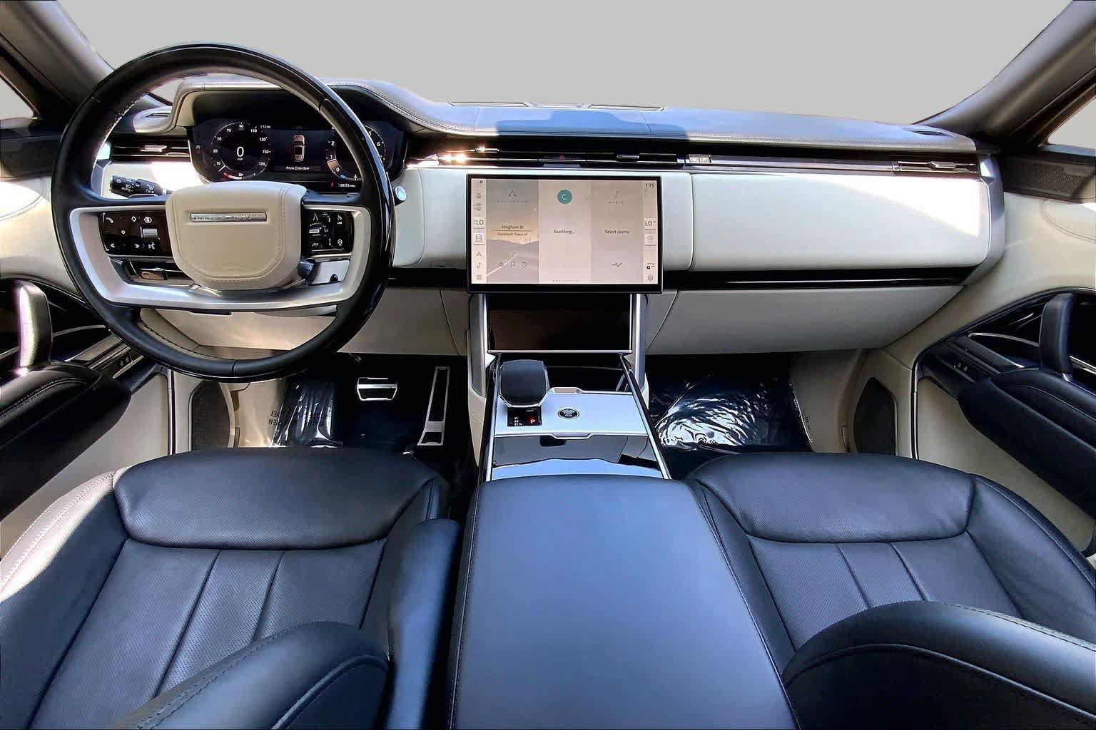 Used 2024 Land Rover Range Rover Long Wheelbase Autobiography AWD/4WD image 15