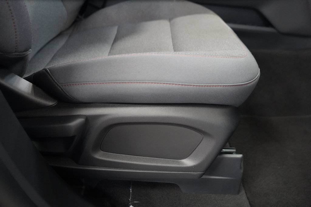 New 2026 Ford Explorer Active RWD image 22