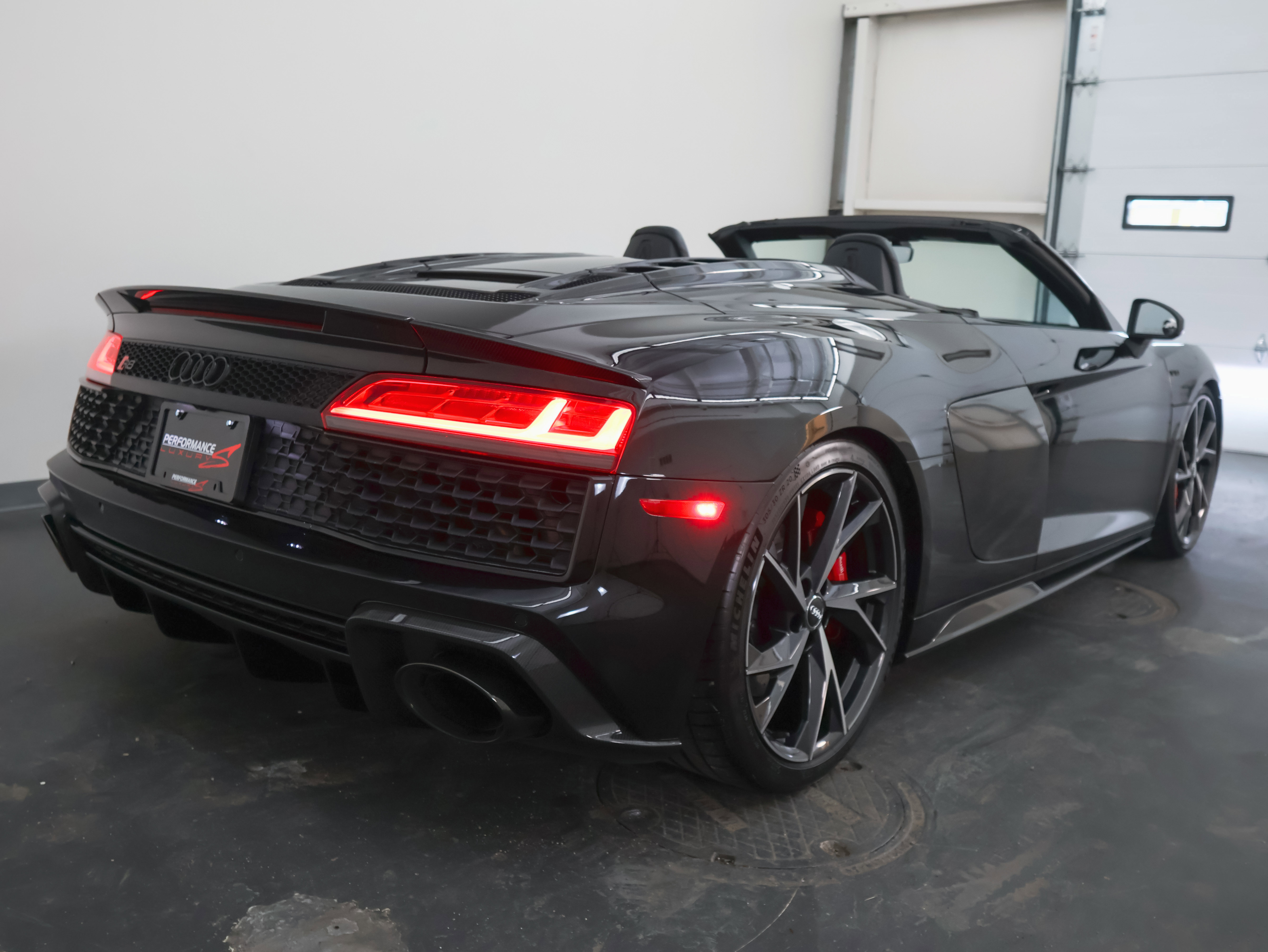 Used 2020 Audi R8 V10 performance image 4