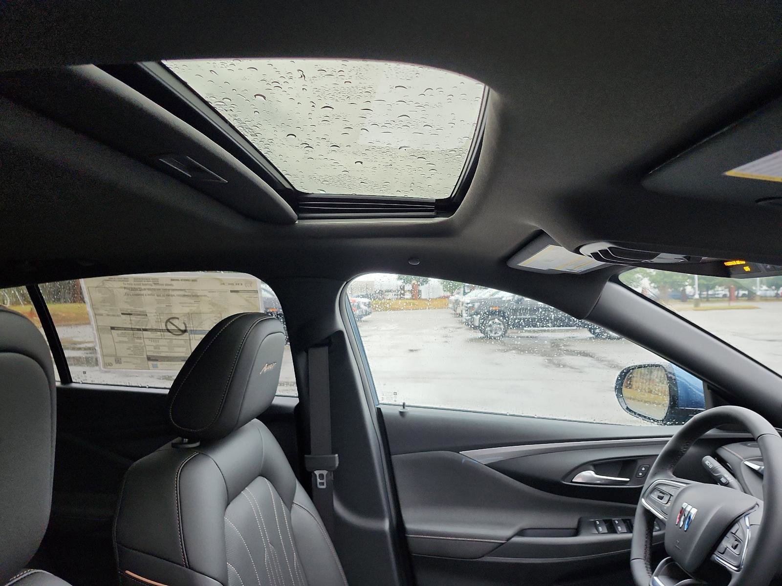 New 2026 Buick Envista Avenir FWD image 8