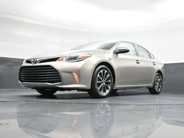 Used 2016 Toyota Avalon XLE Premium FWD image 36