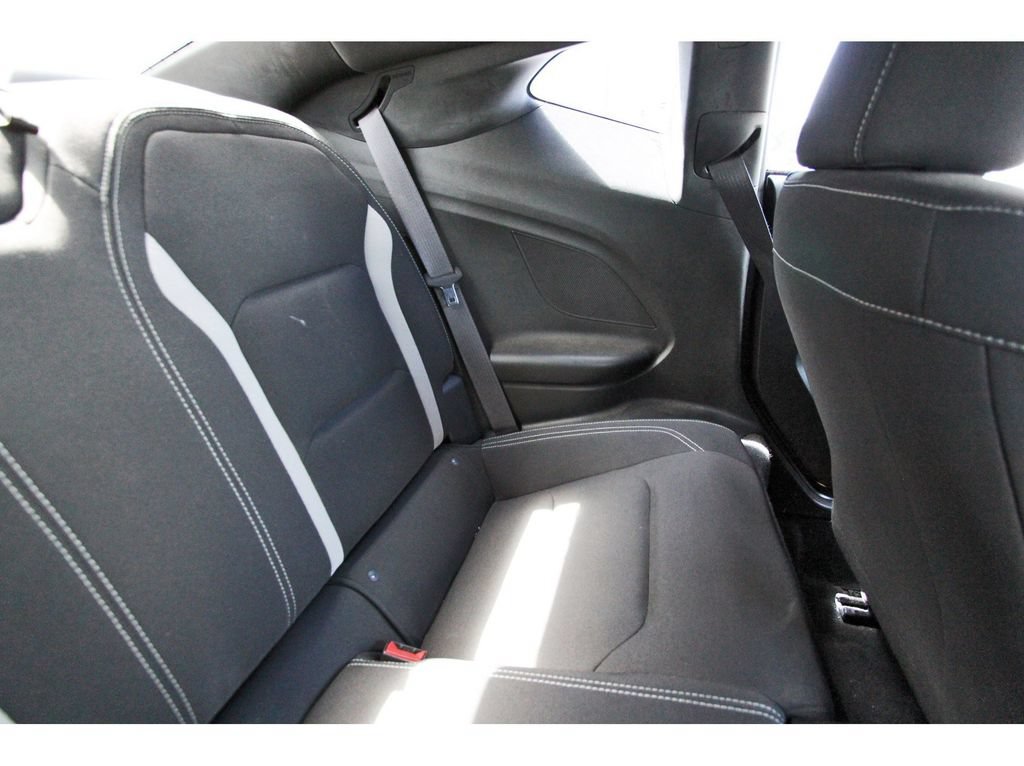Used 2017 Chevrolet Camaro LT RWD image 13
