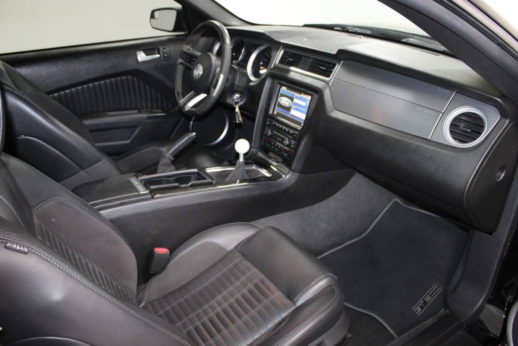 Used 2012 Ford Mustang Shelby GT500 w/ SVT Performance Pkg RWD image 22