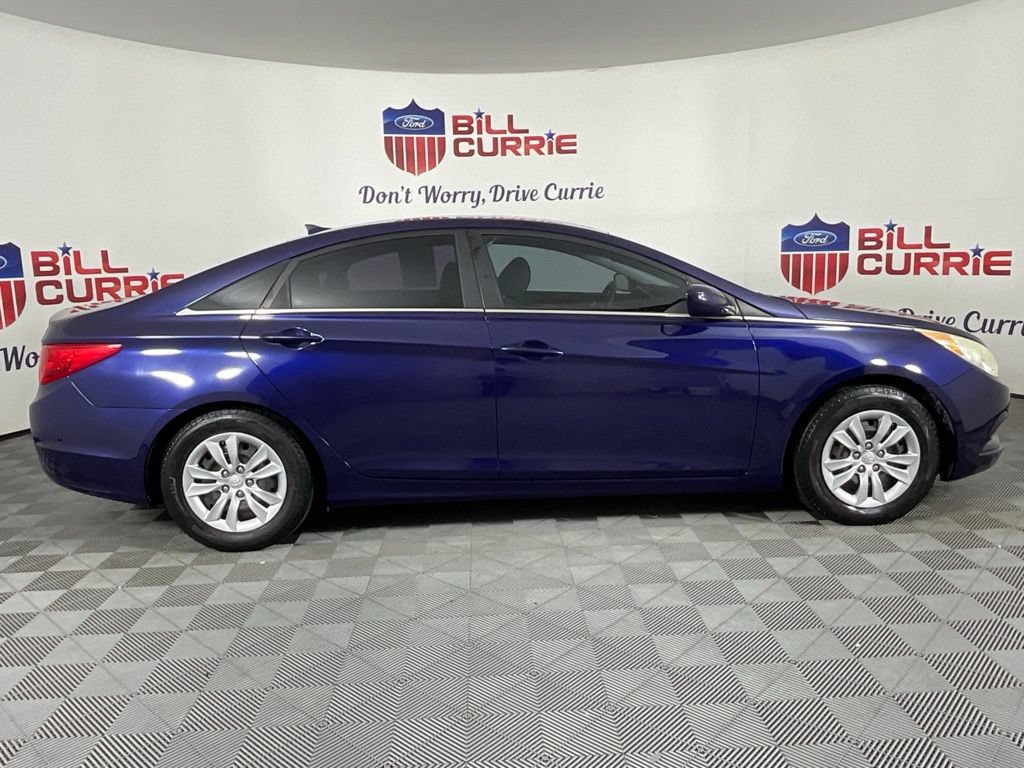 Used 2013 Hyundai Sonata GLS FWD image 2