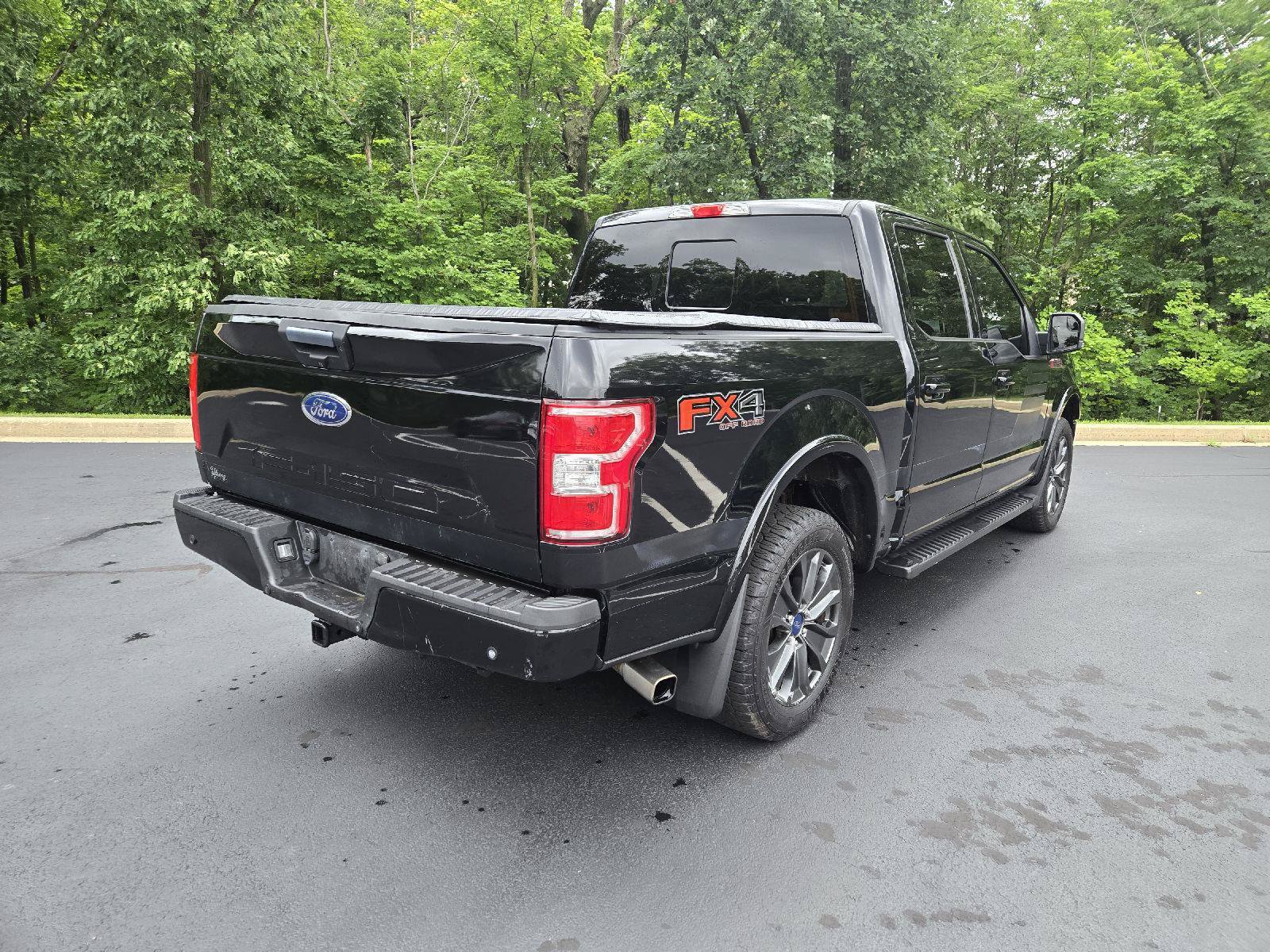 Used 2018 Ford F150 XLT w/ Equipment Group 302A Luxury AWD/4WD image 3