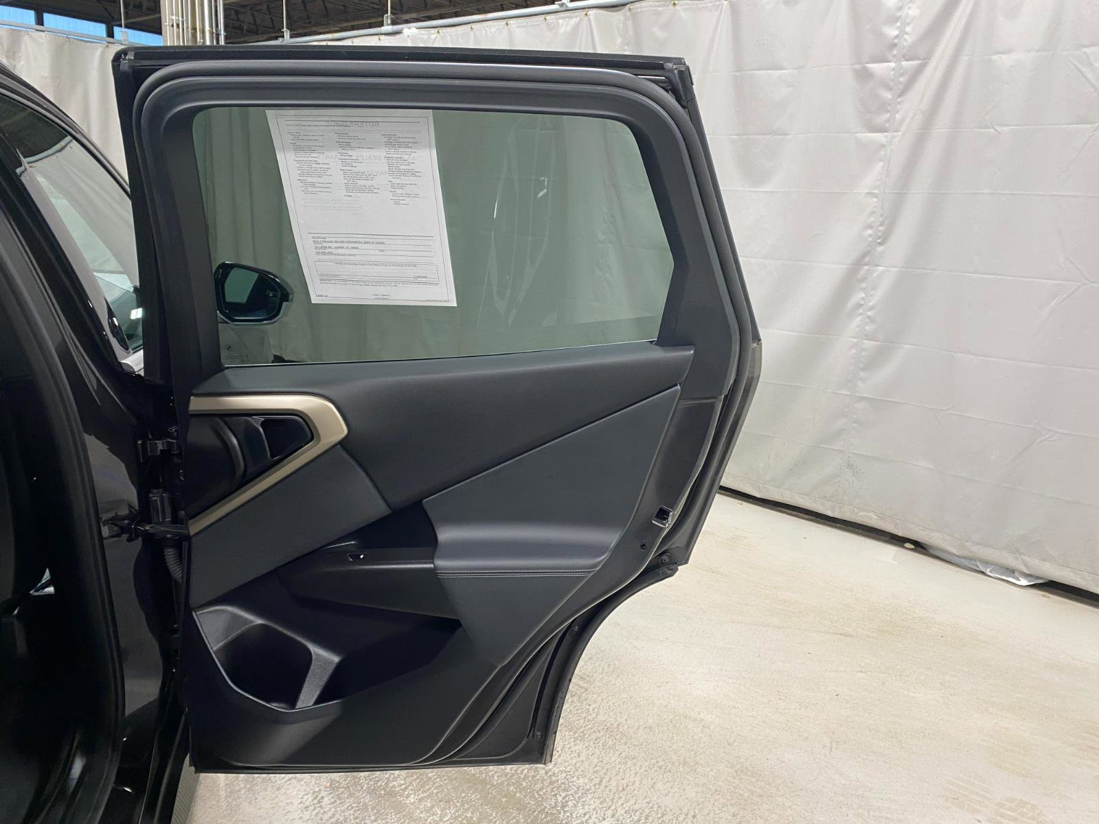 Certified 2025 BMW X3 xDrive30i w/ Convenience Package image 23