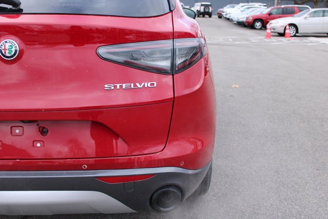 Used 2024 Alfa Romeo Stelvio Ti image 46