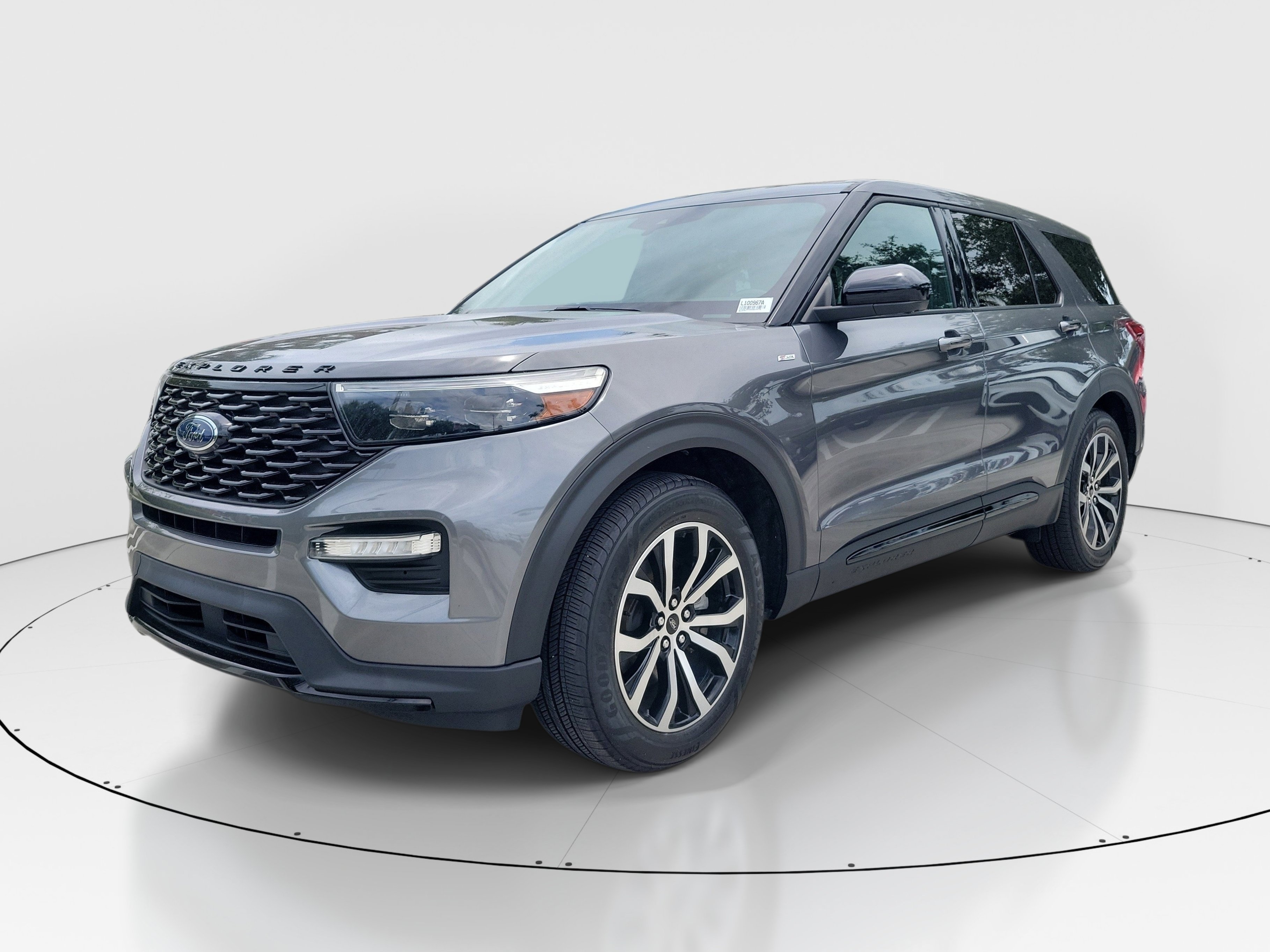 Used 2022 Ford Explorer ST-Line RWD image 5