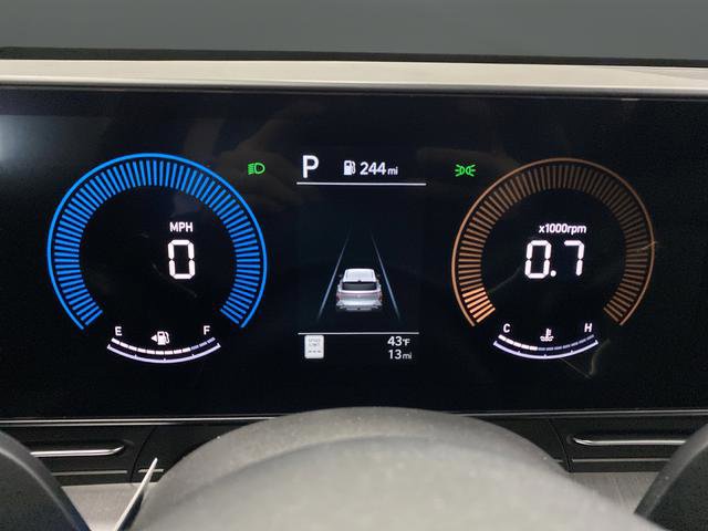 New 2026 Hyundai Kona SEL Premium image 16