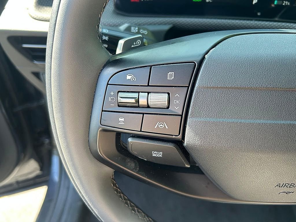 Used 2025 Kia EV6 Wind RWD image 8
