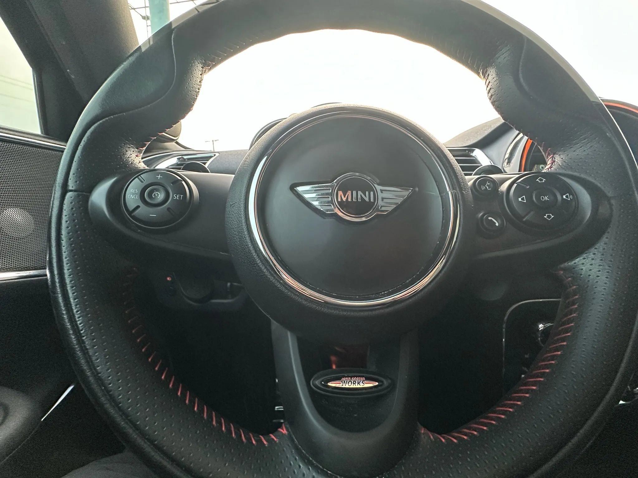 Used 2018 MINI Cooper Clubman S image 27