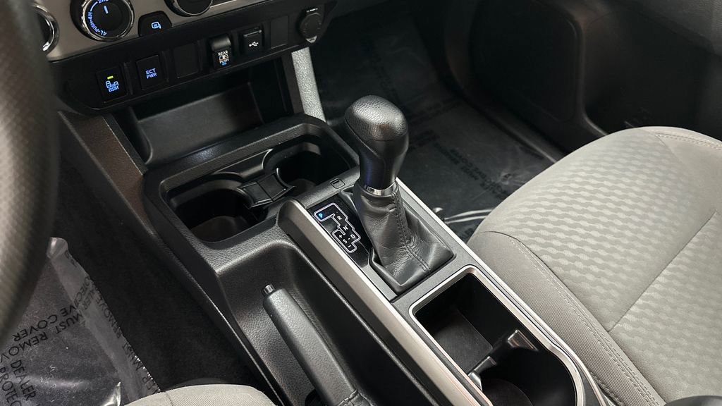 Used 2023 Toyota Tacoma SR5 w/ Technology Package image 13