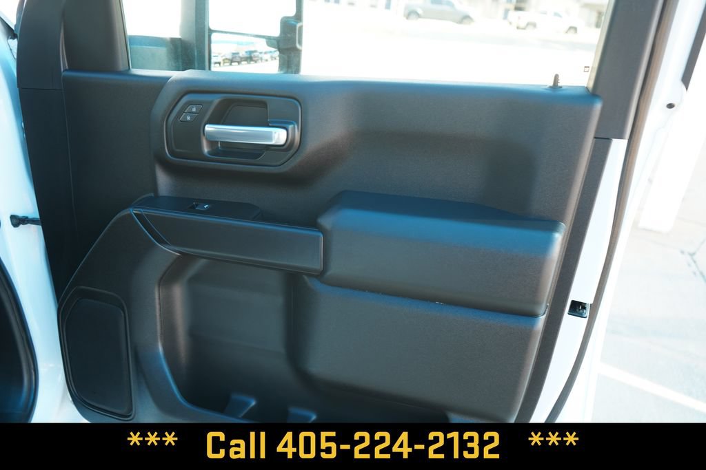 Used 2025 Chevrolet Silverado 2500 Custom w/ Custom Value Package AWD/4WD image 22
