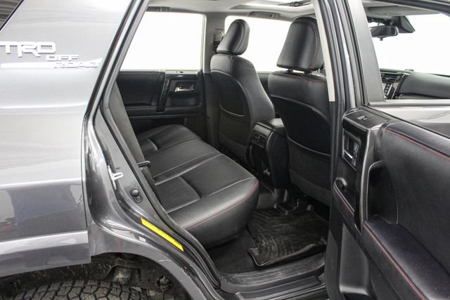 Used 2022 Toyota 4Runner TRD Off-Road Premium AWD/4WD image 23