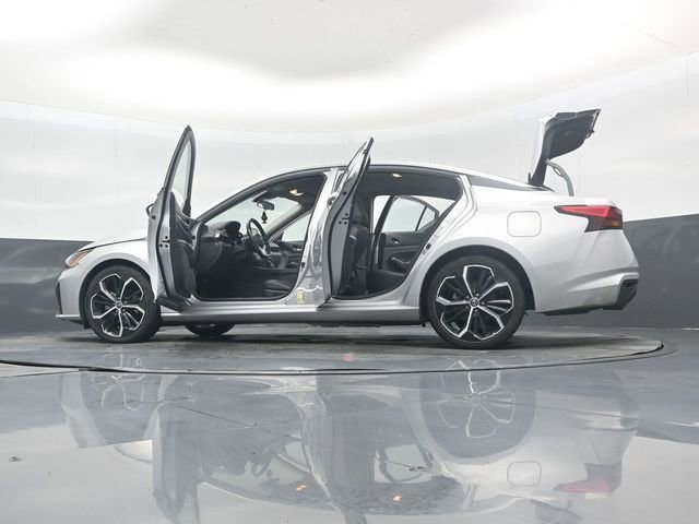 Used 2023 Nissan Altima 2.5 SR image 53