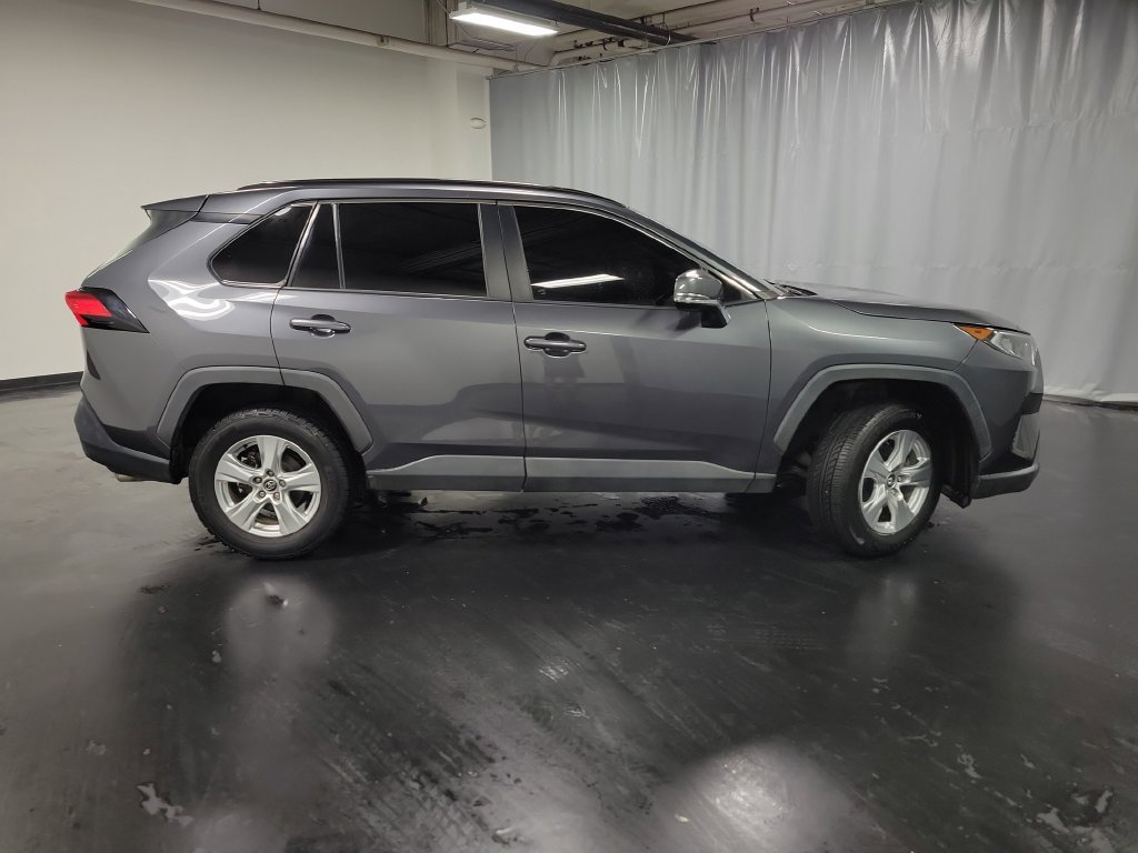 Used 2021 Toyota RAV4 XLE FWD image 9
