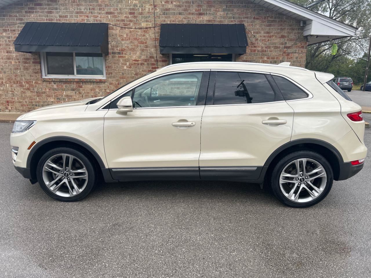 Used 2018 Lincoln MKC Reserve w/ Lincoln MKC Climate Package AWD/4WD image 10