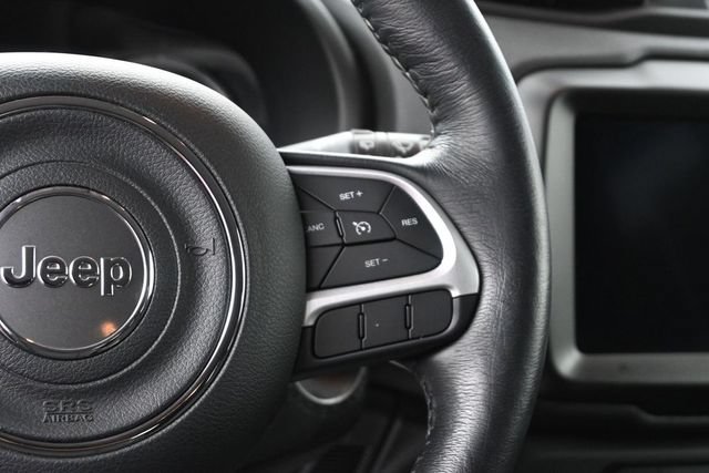 Used 2023 Jeep Renegade Latitude w/ Premium Group AWD/4WD image 29