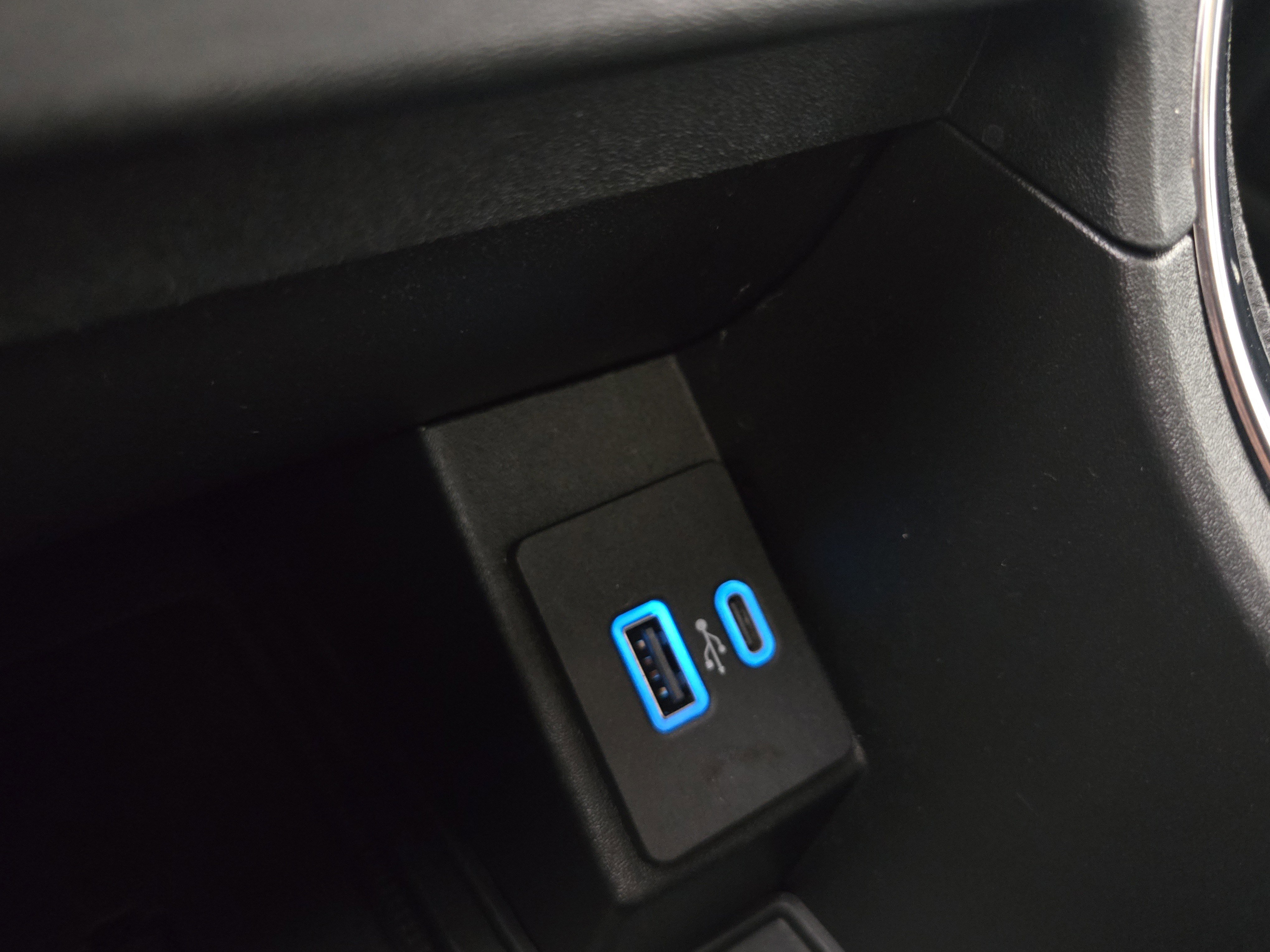 Used 2022 Ford Edge ST w/ Equipment Group 401A image 30