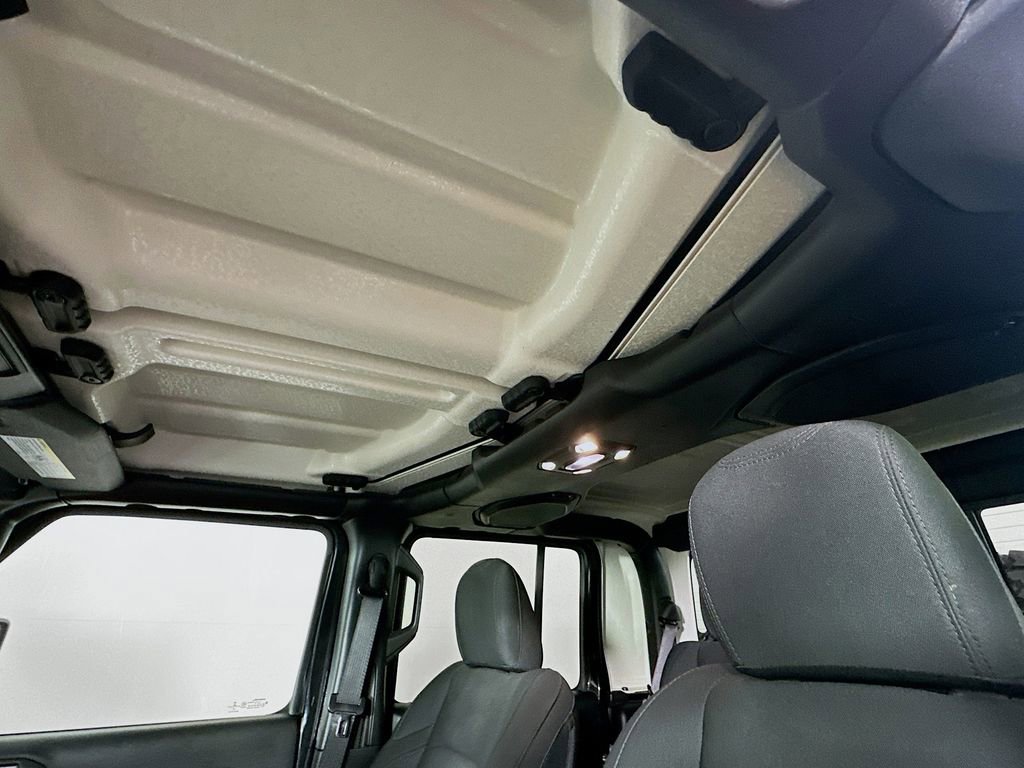 Certified 2020 Jeep Gladiator Sport w/ Quick Order Package 24S AWD/4WD image 29