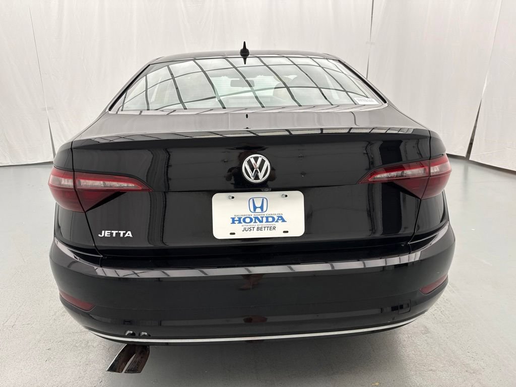 Used 2021 Volkswagen Jetta SE FWD image 7