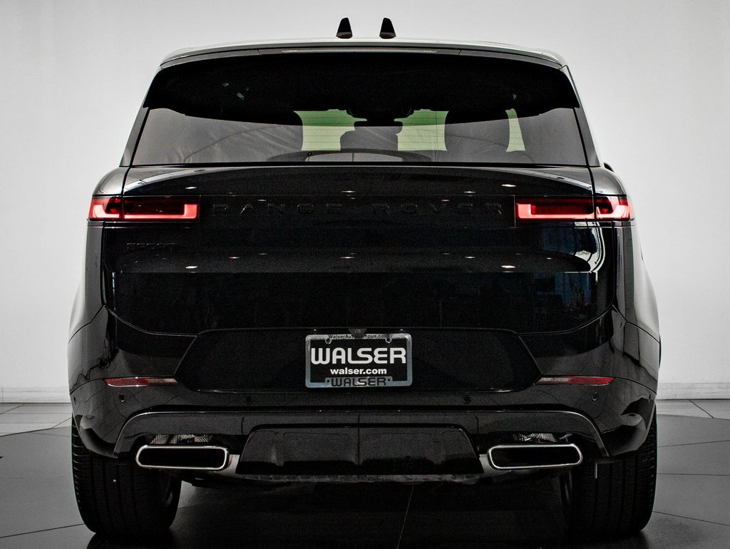 Used 2025 Land Rover Range Rover Sport Dynamic SE image 10