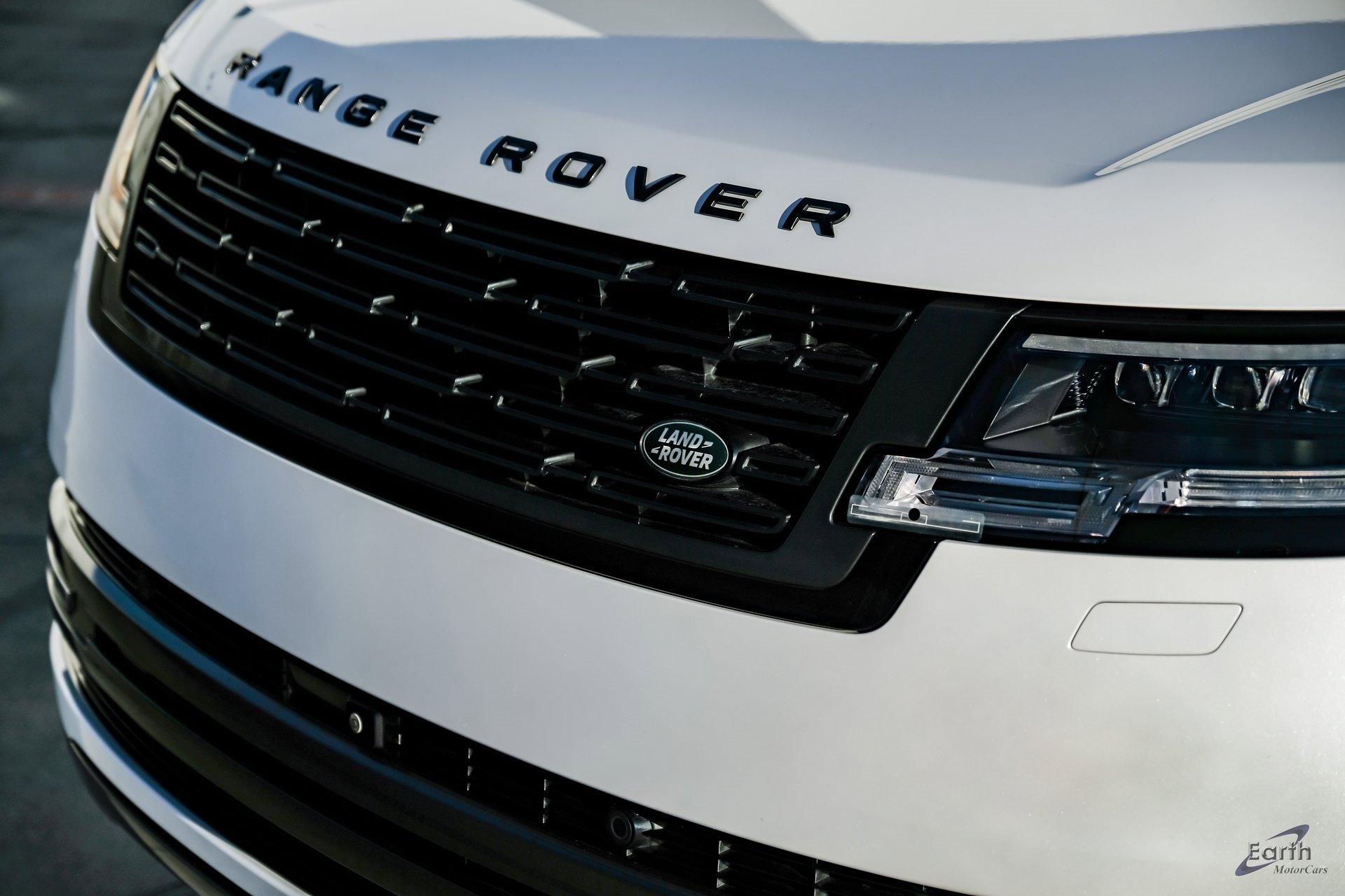 Used 2023 Land Rover Range Rover Long Wheelbase Autobiography image 28