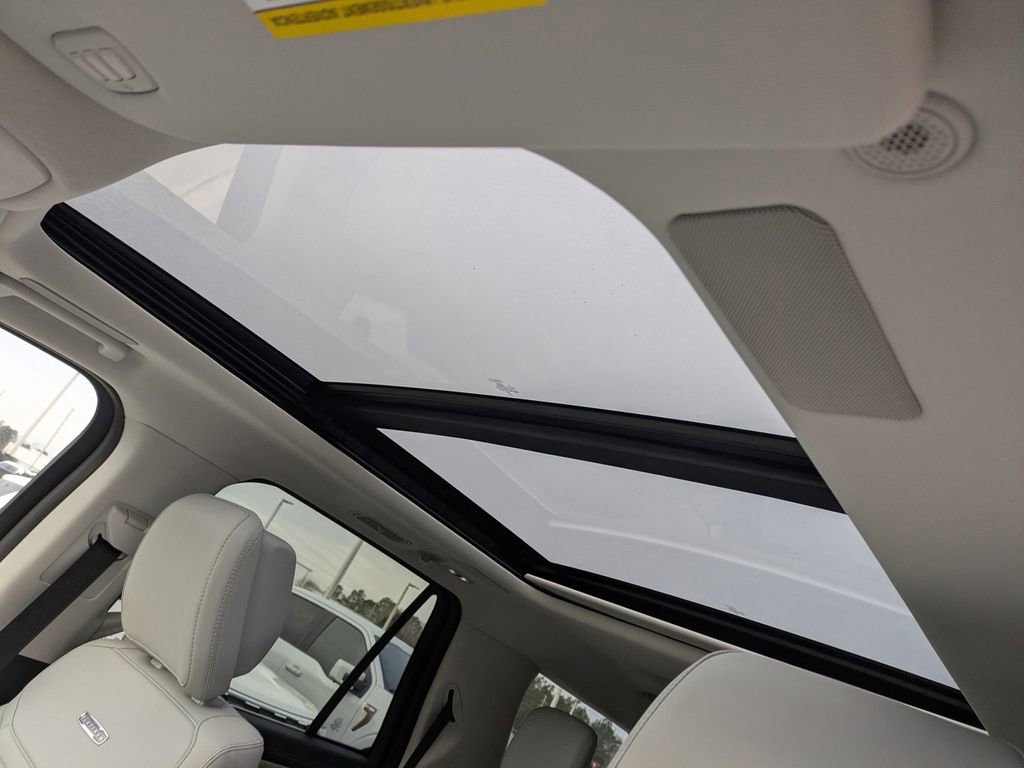 New 2026 Ford Expedition Platinum w/ Driver's Package image 25